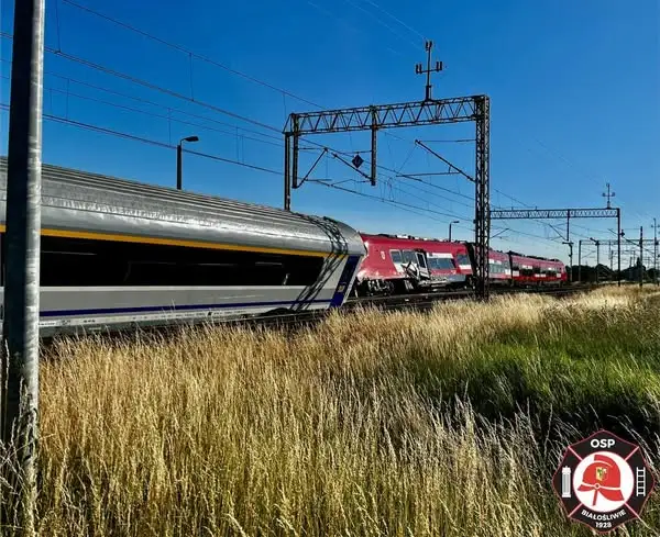 Zderzenie dwóch pociągów pod Piłą – 11 rannych, ewakuacja 200 pasażerów