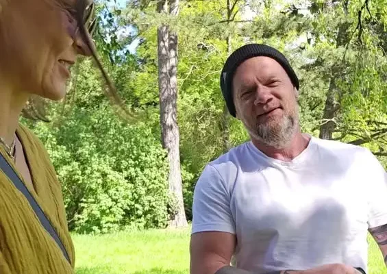 Joga w Parku Miejskim w Pile – relaks i ruch na świeżym powietrzu
