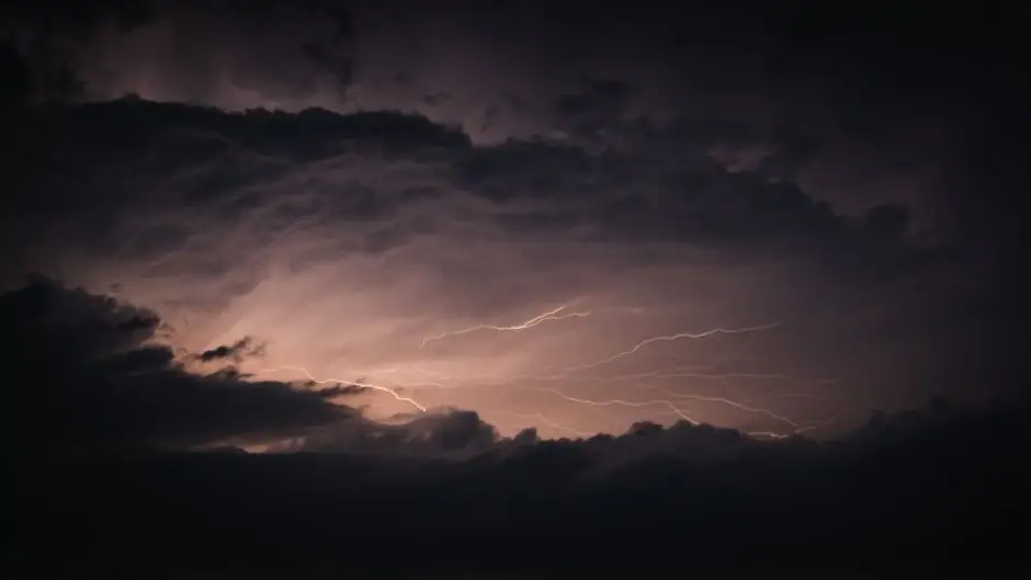 Ostrzeżenie meteorologiczne: burze z gradem w powiecie pilskim