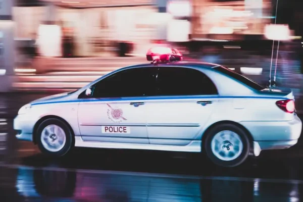 Bezpieczne wakacje 2026: mniej wypadków, ale policja apeluje o ostrożność