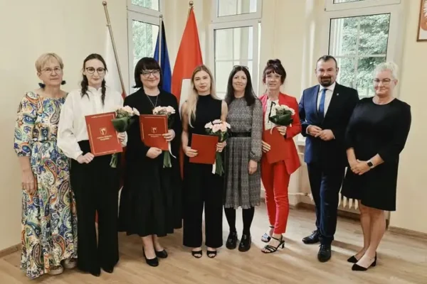 Nauczyciele z Krajenki z awansem zawodowym – uroczystość w Urzędzie Gminy
