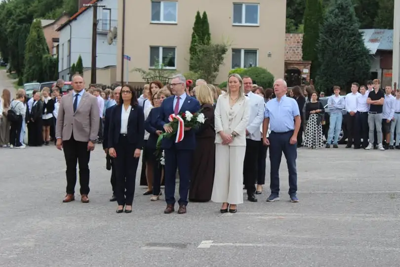1 września w Miasteczku Krajeńskim: Uroczyste rozpoczęcie roku szkolnego i pamięć o rocznicy wybuchu II wojny światowej