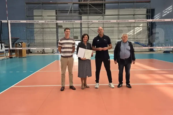 Hala sportowa przy ul. Żeromskiego przechodzi gruntowną modernizację za ponad 7,5 mln zł