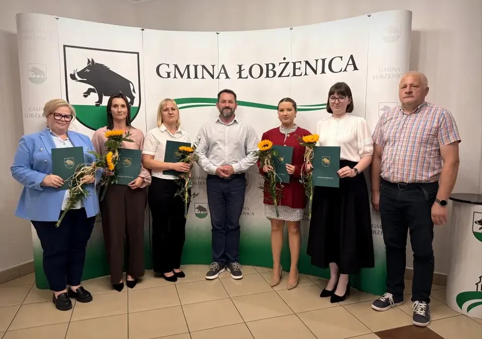 Nauczyciele z gminy Łobżenica otrzymali akty mianowania