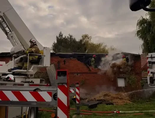 Pożar budynku gospodarczego w Wiktorówku – akcja strażaków
