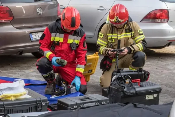 Ćwiczenia PSP w Pile: symulacja zagrożenia biologicznego w sanepidzie
