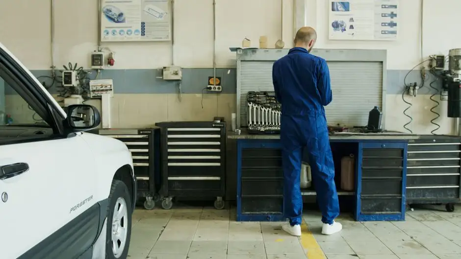 Bezpłatna kontrola świateł w Pile i okolicach – rusza kampania „Twoje światła – Nasze bezpieczeństwo”