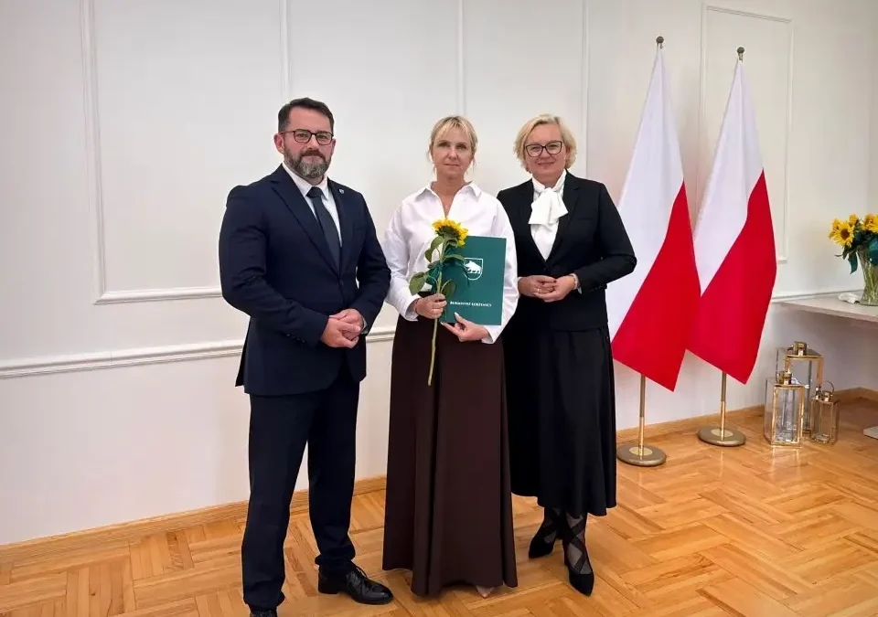 Dzień Edukacji Narodowej w gminie Łobżenica – nagrody dla nauczycieli i dyrektorów